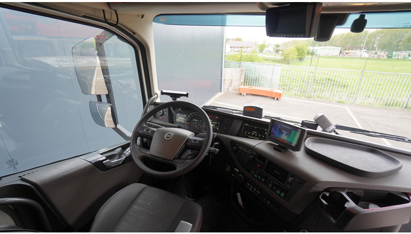 Cabeza tractora Volvo FH 420 ADR GLOBETROTTER EURO 6 769.000KM COMPRESSOR: foto 6