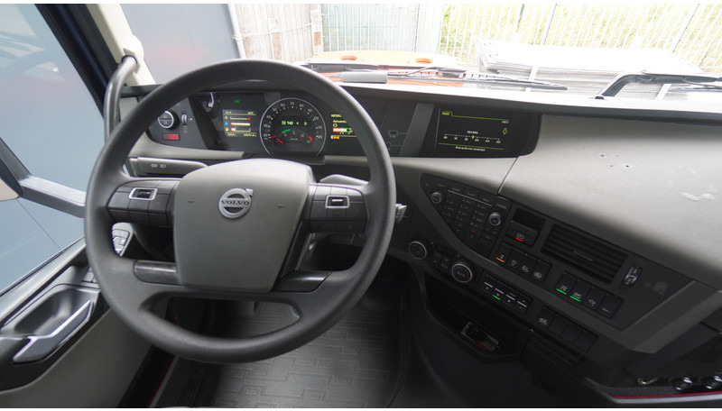 Volvo FH 460 EURO 6 GLOBETROTTER 647.000KM - Cabeza tractora: foto 5 Volvo FH 460 EURO 6 GLOBETROTTER 647.000KM - Cabeza tractora: foto 5