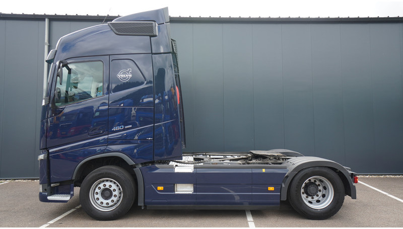 Volvo FH 460 EURO 6 GLOBETROTTER 770.000KM - Cabeza tractora: foto 1 Volvo FH 460 EURO 6 GLOBETROTTER 770.000KM - Cabeza tractora: foto 1