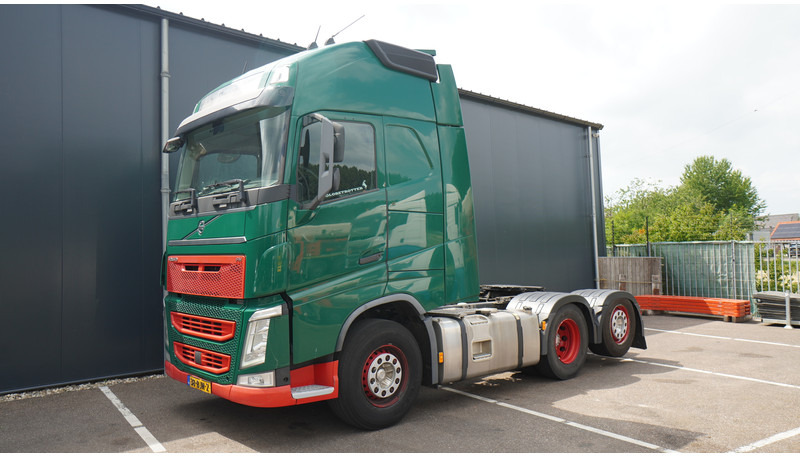 Volvo FH 500 6X2 EURO 6 GLOBETROTTER - Cabeza tractora: foto 3 Volvo FH 500 6X2 EURO 6 GLOBETROTTER - Cabeza tractora: foto 3