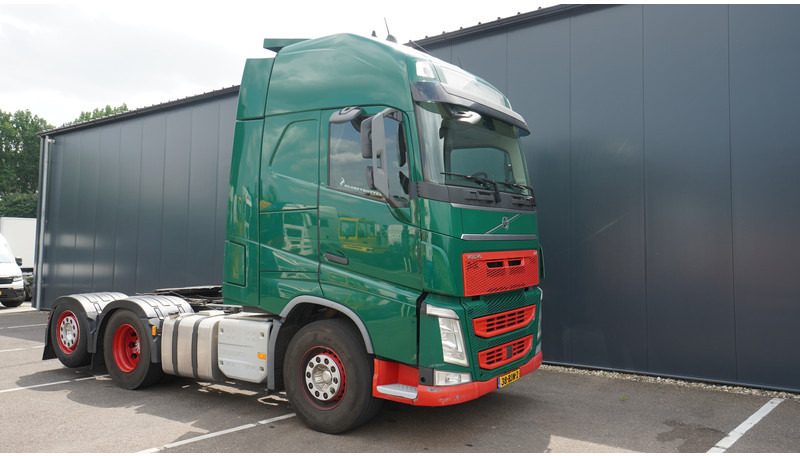 Volvo FH 500 6X2 EURO 6 GLOBETROTTER - Cabeza tractora: foto 4 Volvo FH 500 6X2 EURO 6 GLOBETROTTER - Cabeza tractora: foto 4