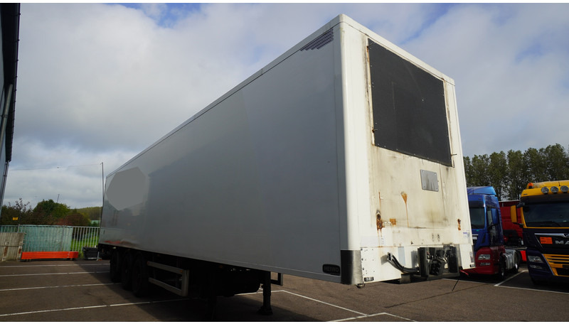 H.T.F. 3 AXLE ISOTHERM BOX TRAILER - Semirremolque frigorífico: foto 3 H.T.F. 3 AXLE ISOTHERM BOX TRAILER - Semirremolque frigorífico: foto 3