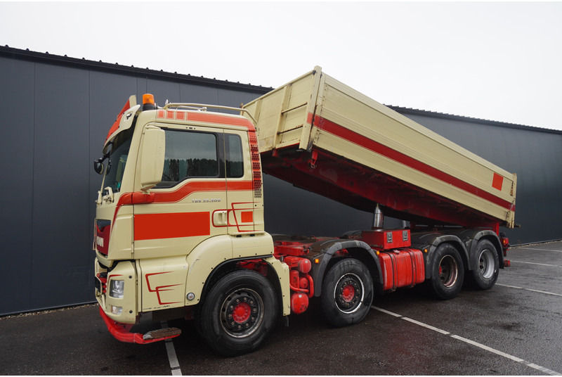 MAN TGS 35.500 8X4 TIPPER - Camión volquete: foto 4 MAN TGS 35.500 8X4 TIPPER - Camión volquete: foto 4