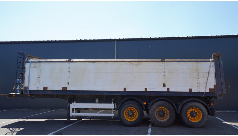 Renders 3 AXLE TIPPER TRAILER - Semirremolque volquete: foto 1 Renders 3 AXLE TIPPER TRAILER - Semirremolque volquete: foto 1