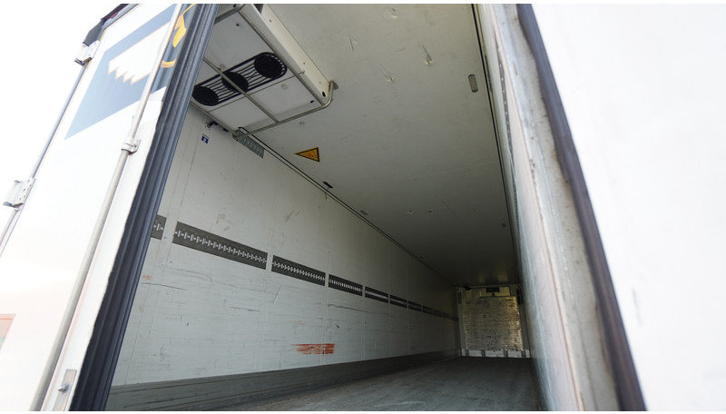 Schmitz Cargobull 3 AXLE FRIGO TRAILER THERMO KING SLX-SPECTRUM R-425A - Semirremolque frigorífico: foto 4 Schmitz Cargobull 3 AXLE FRIGO TRAILER THERMO KING SLX-SPECTRUM R-425A - Semirremolque frigorífico: foto 4
