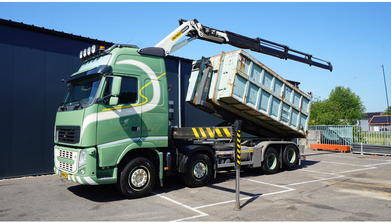 Volvo FH 540 8X2 HOOKARM SYSTEM WITH PALFINGER PK 20002 CRANE - Camión grúa: foto 2 Volvo FH 540 8X2 HOOKARM SYSTEM WITH PALFINGER PK 20002 CRANE - Camión grúa: foto 2