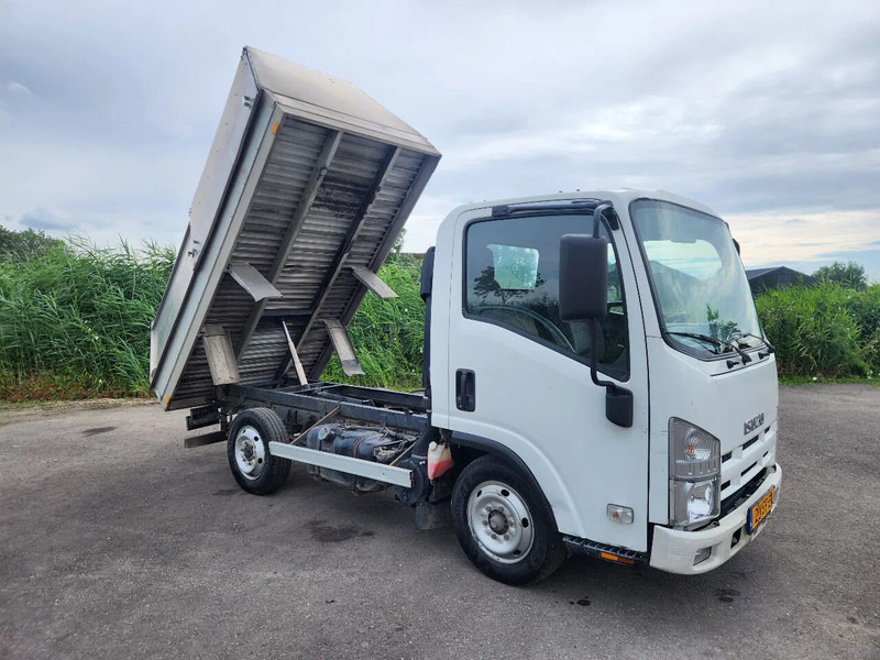 Isuzu N 2011, 3.0L, Euro 5, 157000km, Manual, New APK/TUV - Furgoneta basculante: foto 1 Isuzu N 2011, 3.0L, Euro 5, 157000km, Manual, New APK/TUV - Furgoneta basculante: foto 1