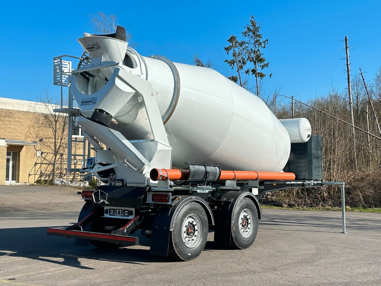 EUROMIX MTP - 10m³ Betonmischer-Auflieger - Camión hormigonera: foto 2 EUROMIX MTP - 10m³ Betonmischer-Auflieger - Camión hormigonera: foto 2