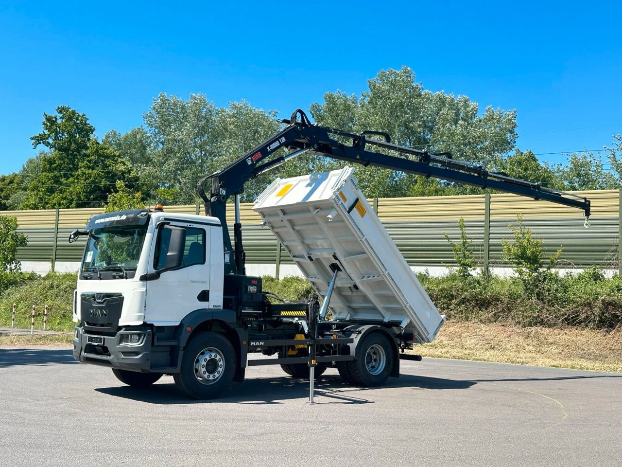 MAN TGM 18.320 4x2 Euro6e Hiab X-HiDuo 138DS-4 - Camión volquete, Camión grúa: foto 1 MAN TGM 18.320 4x2 Euro6e Hiab X-HiDuo 138DS-4 - Camión volquete, Camión grúa: foto 1