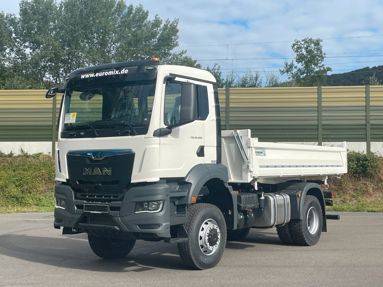 MAN TGS 18.400 TG3 4x4 Euro6e 3-Seiten-Kippe Euromix - Camión volquete: foto 2 MAN TGS 18.400 TG3 4x4 Euro6e 3-Seiten-Kippe Euromix - Camión volquete: foto 2