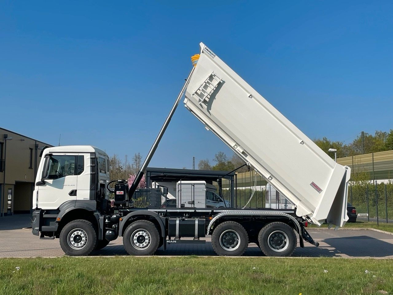 Camión volquete MAN TGS 35.470 BB 8X4 Mulden Kipper 10X Vorhanden: foto 12