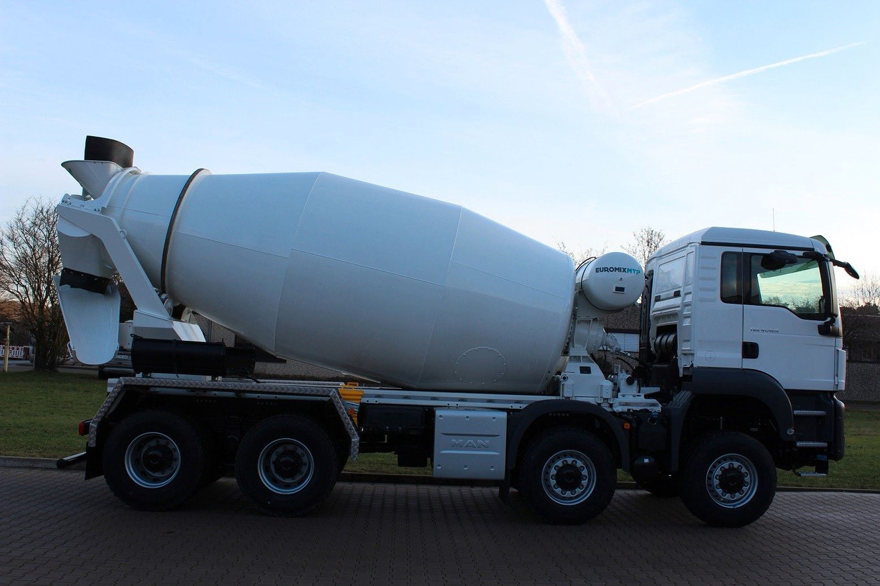 MAN TGS 35.480 8x6 EuromixMTP EM 10 L MAN TGS 35.480 8x6 EuromixMTP EM 10 L - Camión hormigonera: foto 4 MAN TGS 35.480 8x6 EuromixMTP EM 10 L MAN TGS 35.480 8x6 EuromixMTP EM 10 L - Camión hormigonera: foto 4
