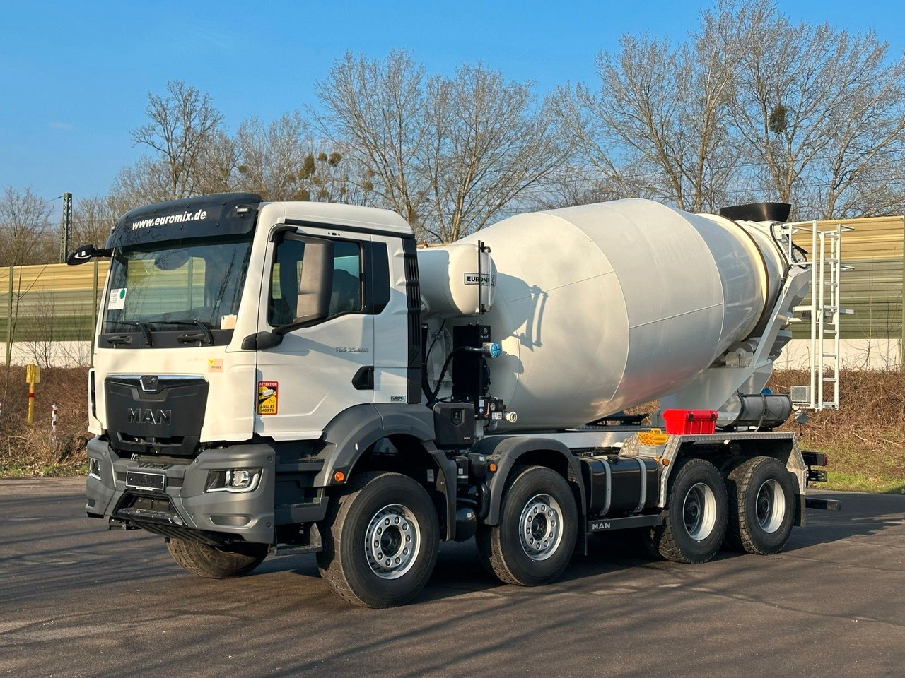 MAN TGS 37.480 8x4 EuromixMTP EM 10 L - Camión hormigonera: foto 2 MAN TGS 37.480 8x4 EuromixMTP EM 10 L - Camión hormigonera: foto 2