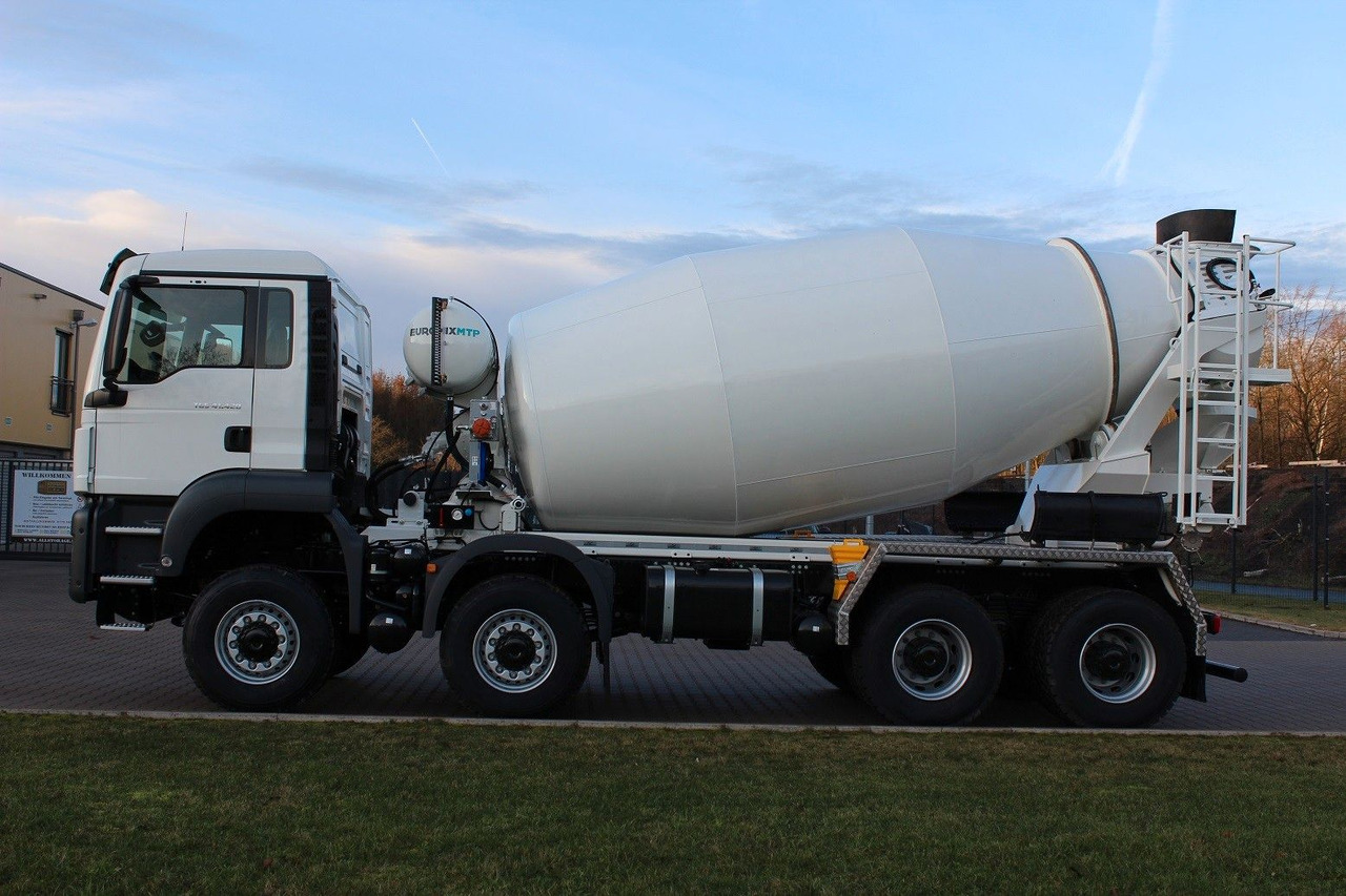 MAN TGS 37.480 8x8 EuromixMTP EM 10 L MAN TGS 37.480 8x8 EuromixMTP EM 10 L - Camión hormigonera: foto 1 MAN TGS 37.480 8x8 EuromixMTP EM 10 L MAN TGS 37.480 8x8 EuromixMTP EM 10 L - Camión hormigonera: foto 1