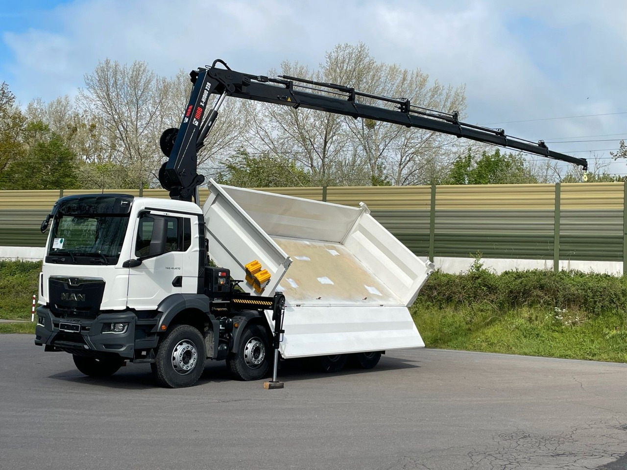 MAN TGS 41.480 8x4/Euro6e Euromix Kipper Hiab 228-6 - Camión volquete, Camión grúa: foto 1 MAN TGS 41.480 8x4/Euro6e Euromix Kipper Hiab 228-6 - Camión volquete, Camión grúa: foto 1