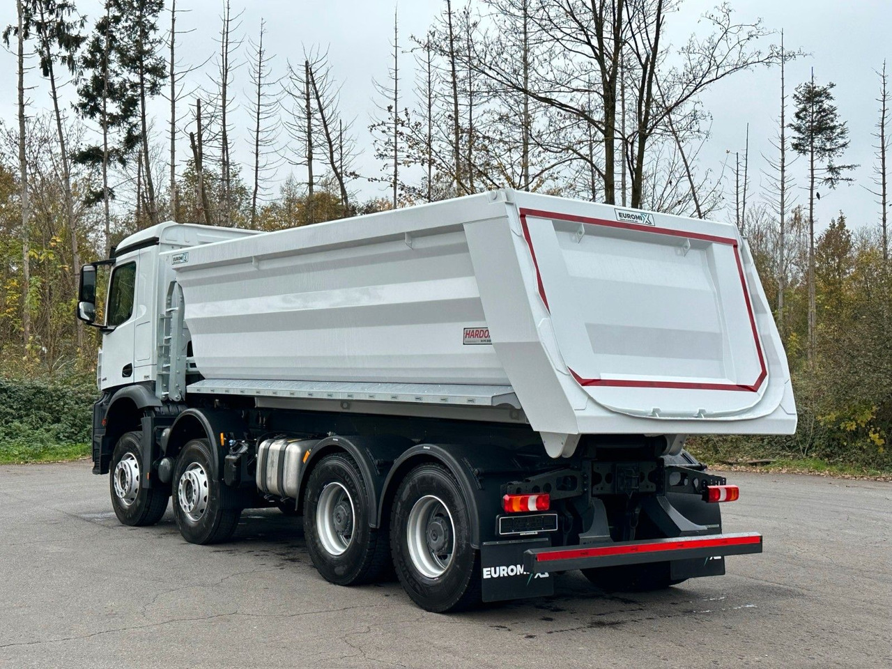 Mercedes-Benz AROCS 5 4145 8X4 E6e EuromixMTP 18m³ Kipper - Camión volquete: foto 5 Mercedes-Benz AROCS 5 4145 8X4 E6e EuromixMTP 18m³ Kipper - Camión volquete: foto 5