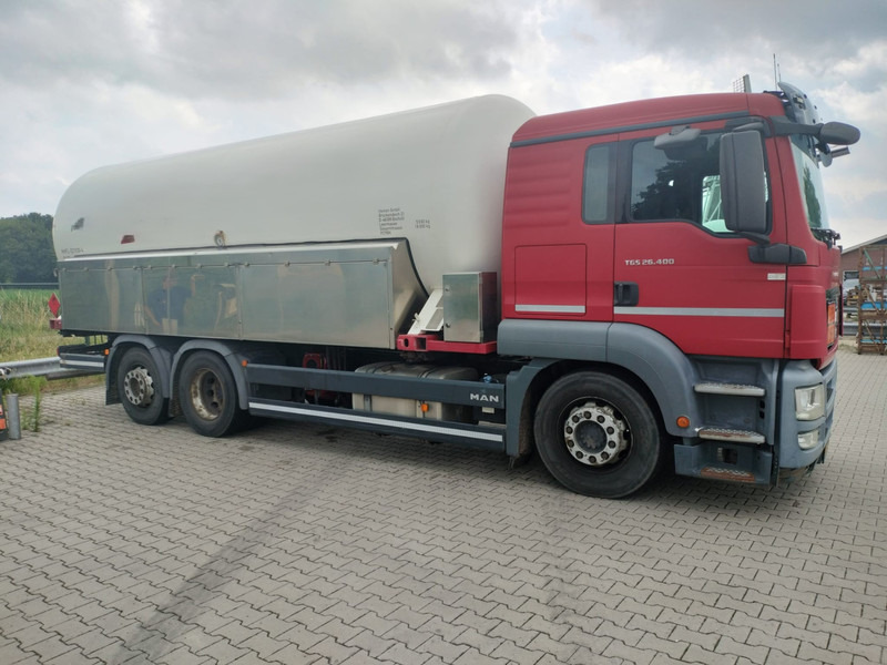 MAN TGS 26.400 6x2-4 LL -26900 L Gas tank truck -Gas, Gaz, LPG, GPL, Propane, Butane tank, Gastank ID 2.168 Rootselaar, flowmeter, pump - Camión cisterna: foto 1 MAN TGS 26.400 6x2-4 LL -26900 L Gas tank truck -Gas, Gaz, LPG, GPL, Propane, Butane tank, Gastank ID 2.168 Rootselaar, flowmeter, pump - Camión cisterna: foto 1