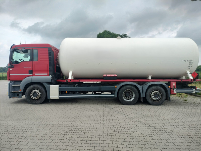 MAN TGS 26.400 6x2-4 LL -26900 L Gas tank truck -Gas, Gaz, LPG, GPL, Propane, Butane tank, Gastank ID 2.168 Rootselaar, flowmeter, pump - Camión cisterna: foto 4 MAN TGS 26.400 6x2-4 LL -26900 L Gas tank truck -Gas, Gaz, LPG, GPL, Propane, Butane tank, Gastank ID 2.168 Rootselaar, flowmeter, pump - Camión cisterna: foto 4