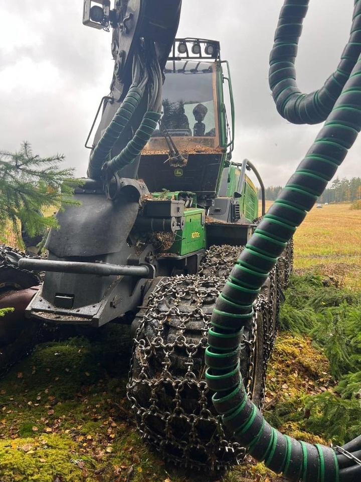 Procesadora forestal John Deere 1070G: foto 14