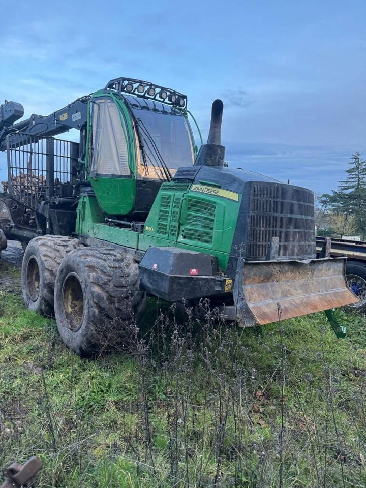 John Deere 1510G - Autocargador: foto 1 John Deere 1510G - Autocargador: foto 1