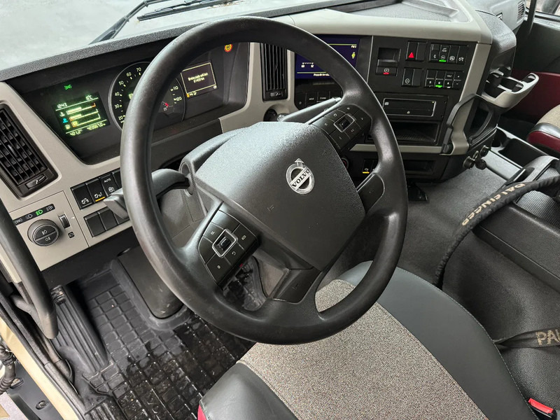 Camión caja abierta, Camión grúa Volvo FM 11.330 4x2, Flatbed-truck with 18t/m Crane, 2014: foto 18 Camión caja abierta, Camión grúa Volvo FM 11.330 4x2, Flatbed-truck with 18t/m Crane, 2014: foto 18