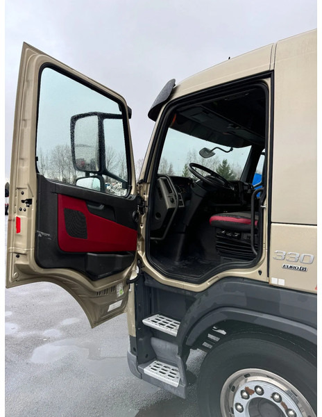 Camión caja abierta, Camión grúa Volvo FM 11.330 4x2, Flatbed-truck with 18t/m Crane, 2014: foto 17 Camión caja abierta, Camión grúa Volvo FM 11.330 4x2, Flatbed-truck with 18t/m Crane, 2014: foto 17