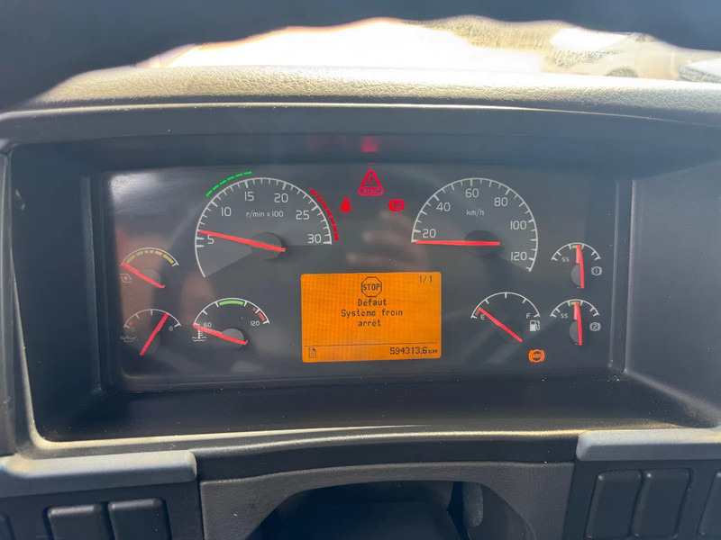 Cabeza tractora Volvo FM 300 **EURO 3-BELGIAN TRUCK-I SHIFT-PTO**: foto 16