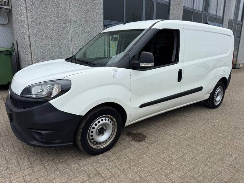 Fiat Doblò **EURO 6B-AIRCO** - Furgoneta pequeña: foto 1 Fiat Doblò **EURO 6B-AIRCO** - Furgoneta pequeña: foto 1
