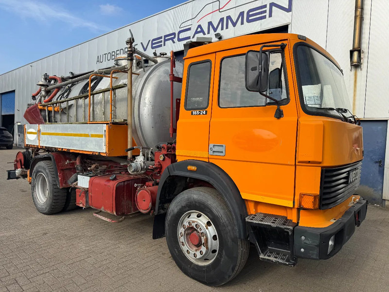 Iveco Turbotech **VACUMTRUCK-HYDROCUREUR** - Limpieza de alcantarillado: foto 1 Iveco Turbotech **VACUMTRUCK-HYDROCUREUR** - Limpieza de alcantarillado: foto 1