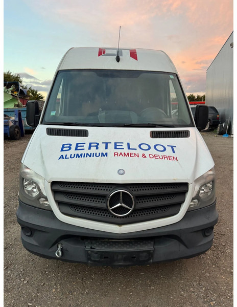 Mercedes-Benz Sprinter 316 **EURO5B-ENGINE BROKEN-MOTORSHADEN** - Furgón: foto 2 Mercedes-Benz Sprinter 316 **EURO5B-ENGINE BROKEN-MOTORSHADEN** - Furgón: foto 2