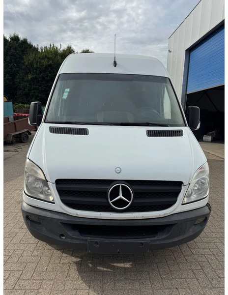 Mercedes-Benz Sprinter 316 **MAXI-EURO 5** - Furgón: foto 2 Mercedes-Benz Sprinter 316 **MAXI-EURO 5** - Furgón: foto 2