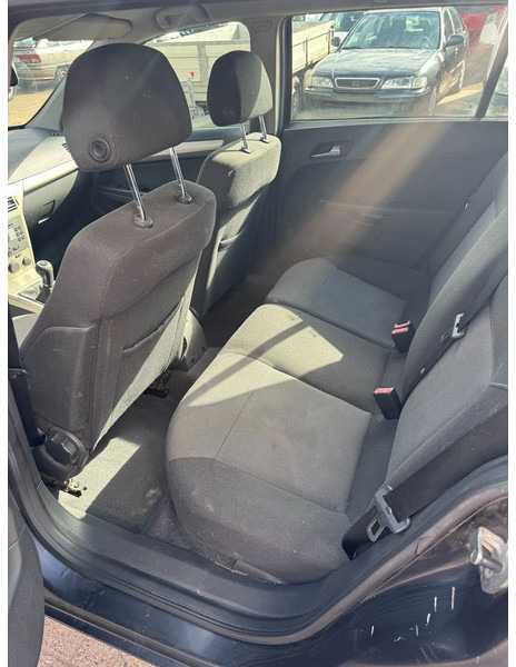 Coche familiar Opel Astra **1700CDTI-AIRCO-EURO 4**: foto 7