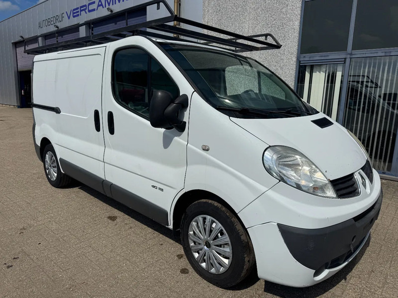 Renault Trafic **DCI115-AC** - Furgoneta pequeña: foto 3 Renault Trafic **DCI115-AC** - Furgoneta pequeña: foto 3