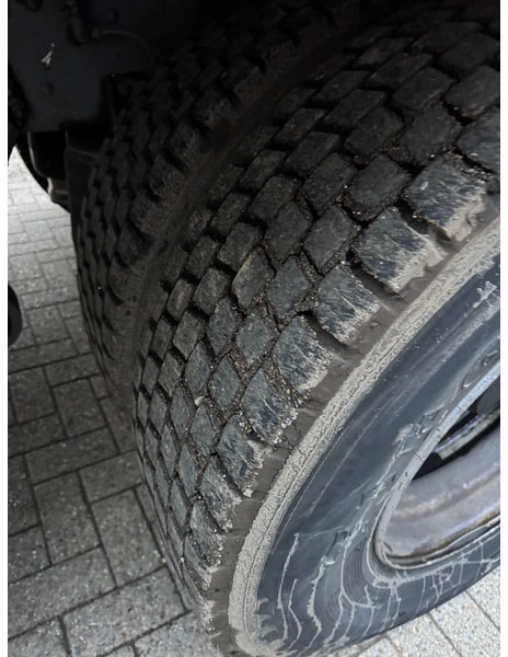 Scania R143-450 V8 **FRENCH TRUCK-TOPSHAPE** - Camión frigorífico: foto 3 Scania R143-450 V8 **FRENCH TRUCK-TOPSHAPE** - Camión frigorífico: foto 3