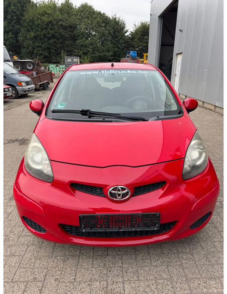 Toyota Aygo **5DOORS-BELGIAN CAR** - Hatchback: foto 2 Toyota Aygo **5DOORS-BELGIAN CAR** - Hatchback: foto 2