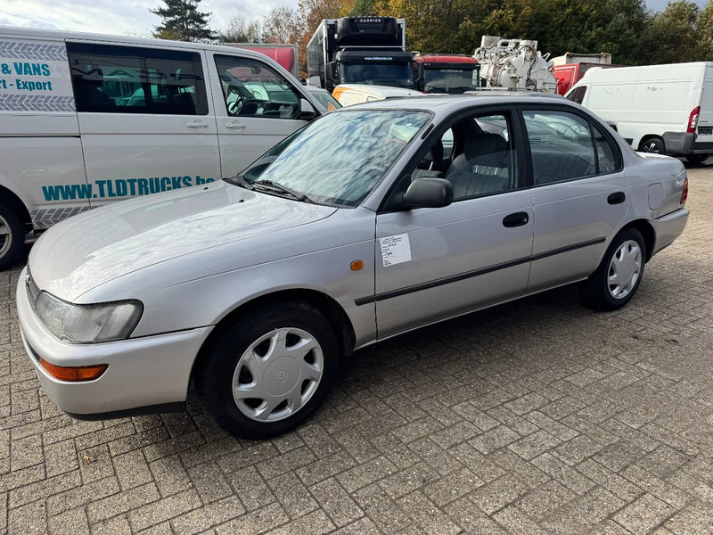 Toyota Corolla **PETROL-AUTOMATIC-BELGIAN CAR** - Sedan: foto 1 Toyota Corolla **PETROL-AUTOMATIC-BELGIAN CAR** - Sedan: foto 1