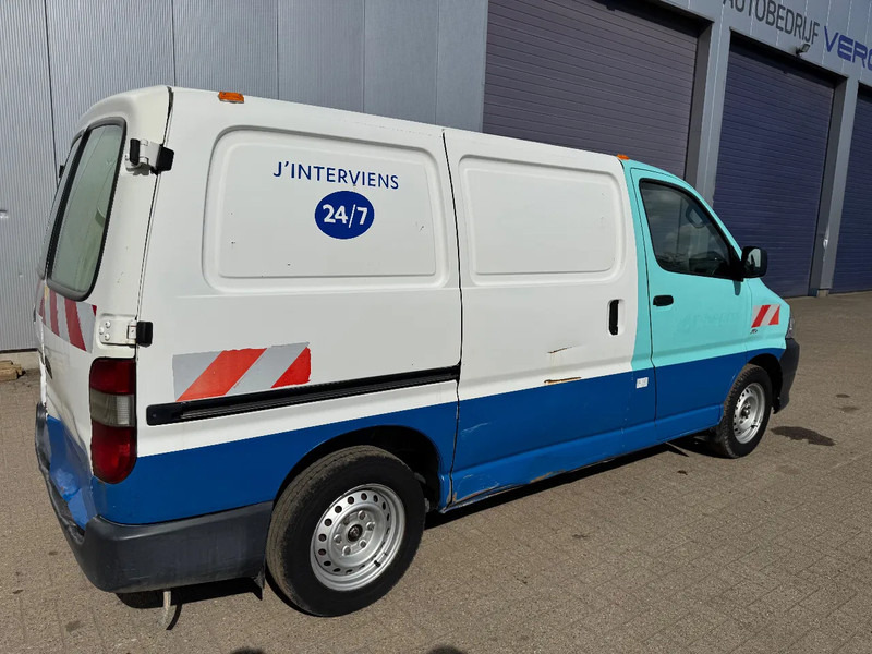 Toyota HiAce **DIESEL D4D** - Furgoneta pequeña: foto 4 Toyota HiAce **DIESEL D4D** - Furgoneta pequeña: foto 4