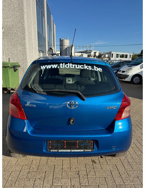 Toyota Yaris **PETROL-ESSENCE-AC** - Hatchback: foto 5 Toyota Yaris **PETROL-ESSENCE-AC** - Hatchback: foto 5