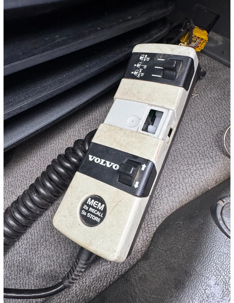 Camión caja abierta Volvo FM 9.260 **MANUAL GEARBOX-FRENCH ORIGINE**: foto 16