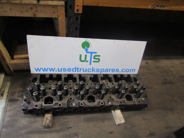 CUMMINS M11 CYLINDER HEAD P/NO 3417629 - Motor y piezas para Camión: foto 1 CUMMINS M11 CYLINDER HEAD P/NO 3417629 - Motor y piezas para Camión: foto 1
