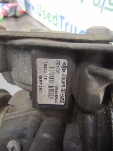 DAF LF 220 ‘KNORR BREMSE’ AIR DRYER P/NO K048309/AE4563 - Cabina e interior para Camión: foto 3 DAF LF 220 ‘KNORR BREMSE’ AIR DRYER P/NO K048309/AE4563 - Cabina e interior para Camión: foto 3