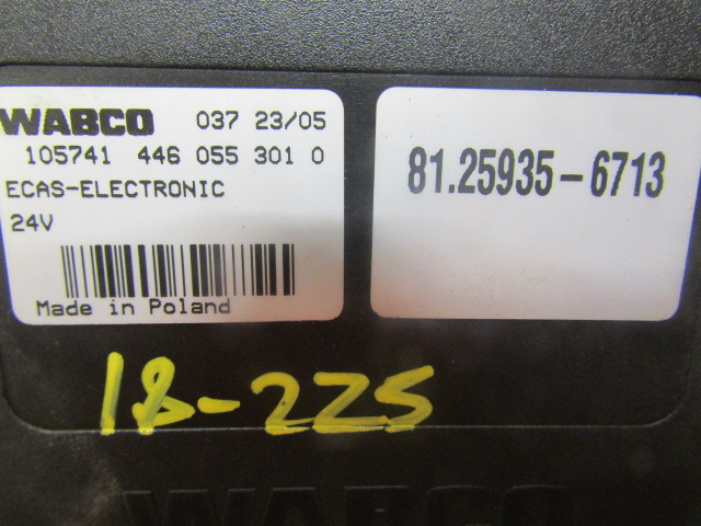 MAN M2000 18.225 ECAS ECU P/NO 81.25935.6713 - Unidad de control para Camión: foto 2 MAN M2000 18.225 ECAS ECU P/NO 81.25935.6713 - Unidad de control para Camión: foto 2