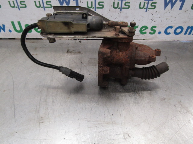 MAN TGL 180/210 ENGINE BRAKE P/NO 51.08150.0044 - Motor y piezas para Camión: foto 2 MAN TGL 180/210 ENGINE BRAKE P/NO 51.08150.0044 - Motor y piezas para Camión: foto 2