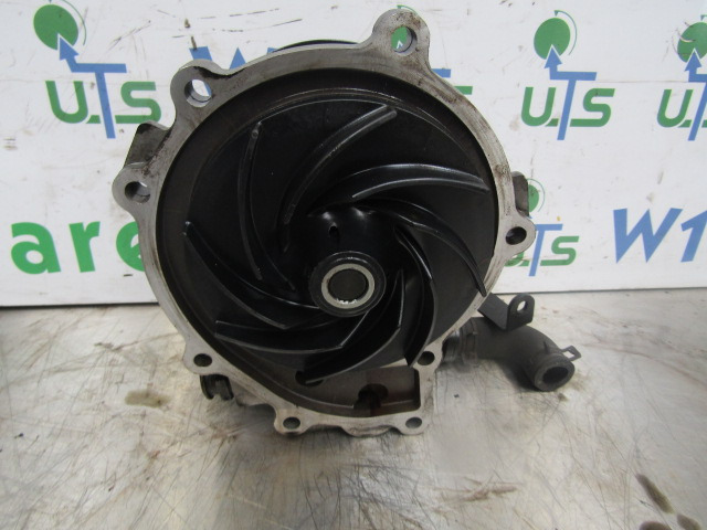 MAN TGM 340 DO836 WATER PUMP P/NO 51.06501-3267 - Motor y piezas para Camión: foto 2 MAN TGM 340 DO836 WATER PUMP P/NO 51.06501-3267 - Motor y piezas para Camión: foto 2