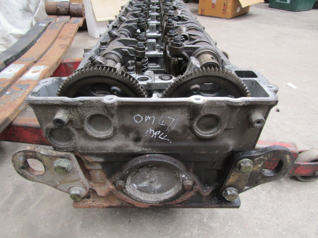 MERCEDES ACTROS MP4 OM471-6 CYLINDER HEAD COMPLETE - Motor y piezas para Camión: foto 3 MERCEDES ACTROS MP4 OM471-6 CYLINDER HEAD COMPLETE - Motor y piezas para Camión: foto 3
