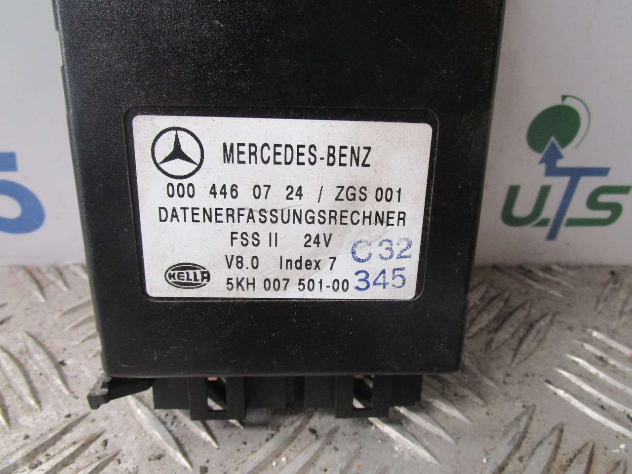 MERCEDES AXOR / ACTROS FSS II CONTROL UNIT P/NO 0004460724 - Sistema eléctrico para Camión: foto 2 MERCEDES AXOR / ACTROS FSS II CONTROL UNIT P/NO 0004460724 - Sistema eléctrico para Camión: foto 2