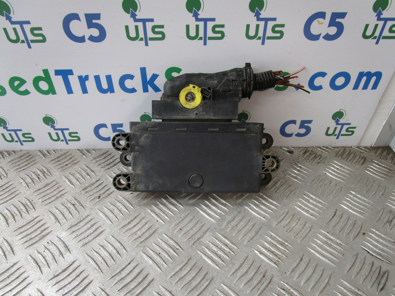 MERCEDES AXOR SCR CONTROL UNIT P/NO A0025409045 - Sistema eléctrico para Camión: foto 1 MERCEDES AXOR SCR CONTROL UNIT P/NO A0025409045 - Sistema eléctrico para Camión: foto 1
