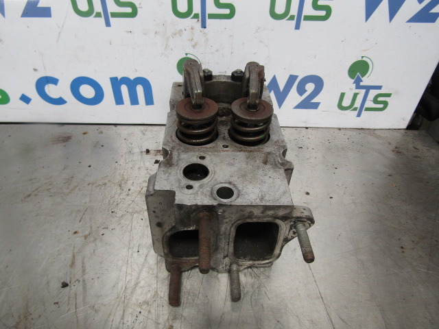 SCHMIDT SWINGO CYLINDER HEAD (R754 ENGINE) P/NO 90352041F - Motor y piezas para Camión: foto 4 SCHMIDT SWINGO CYLINDER HEAD (R754 ENGINE) P/NO 90352041F - Motor y piezas para Camión: foto 4