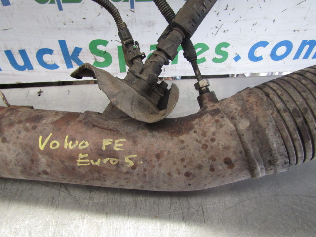VOLVO FE EXHAUST FRONT PIPE AND SENSOR - Sistema de escape para Camión: foto 3 VOLVO FE EXHAUST FRONT PIPE AND SENSOR - Sistema de escape para Camión: foto 3