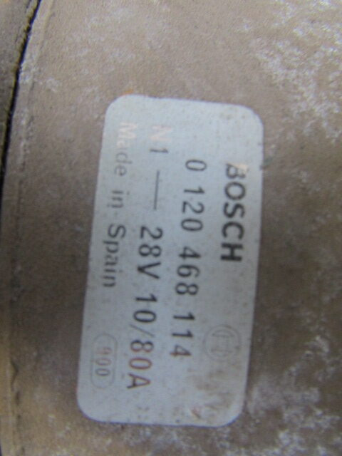 VOLVO FL D6B ALTERNATOR BOSCH P/NO 012468121 - Sistema eléctrico para Camión: foto 3 VOLVO FL D6B ALTERNATOR BOSCH P/NO 012468121 - Sistema eléctrico para Camión: foto 3